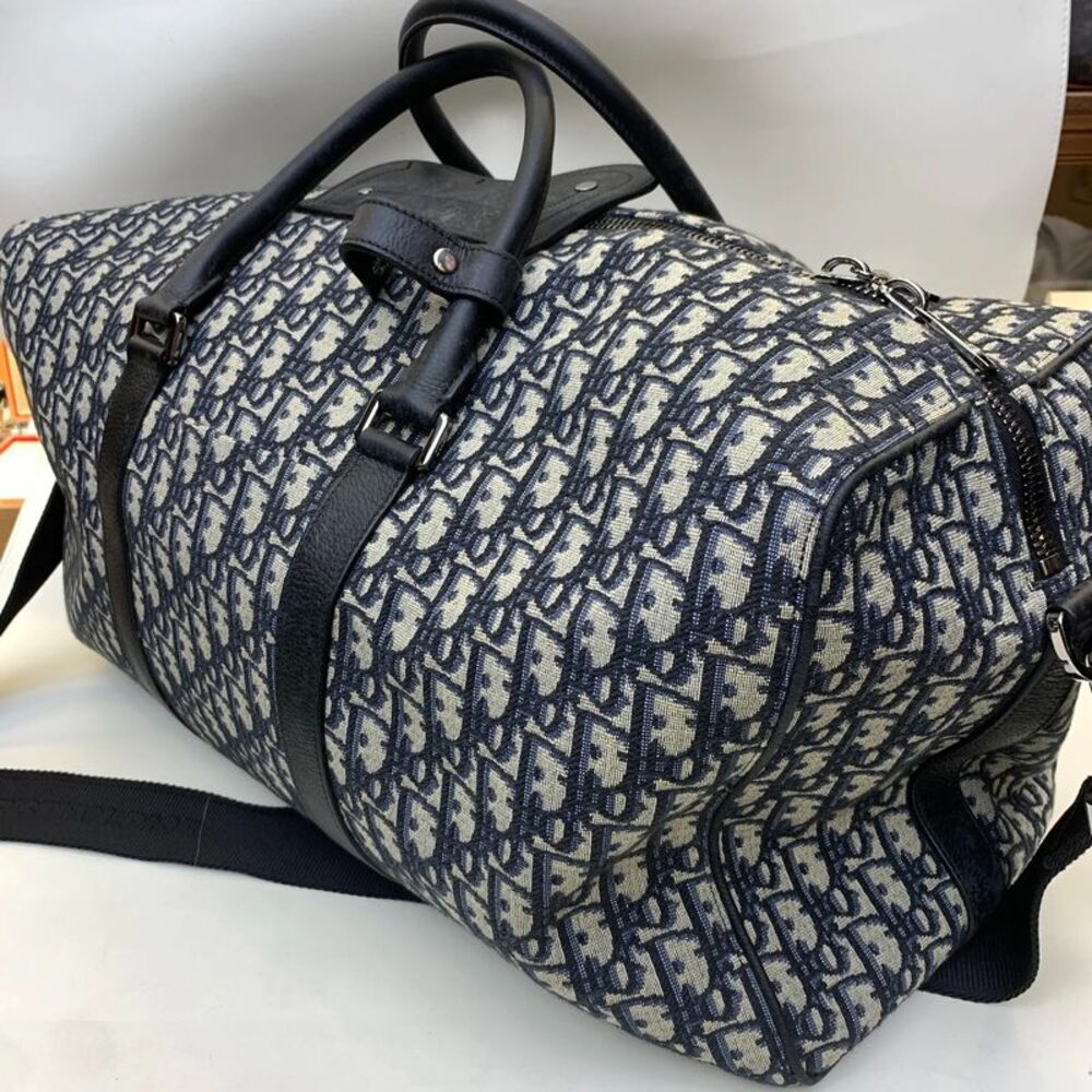 Dior Women Pre-Loved Bag Very Good Condition - Picture 5 of 9